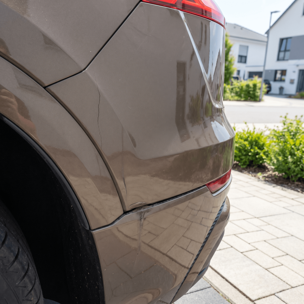 Ultra-realistic_damage_documen_Nano_Banana_Pro_05182